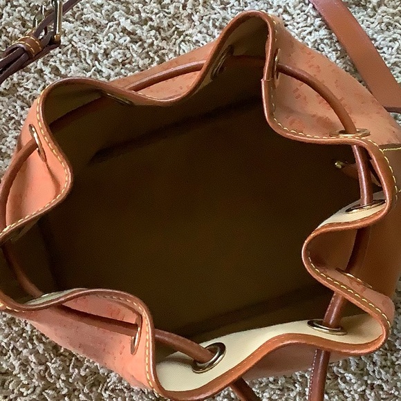 Dooney & Bourke drawstring bag - Picture 9 of 12